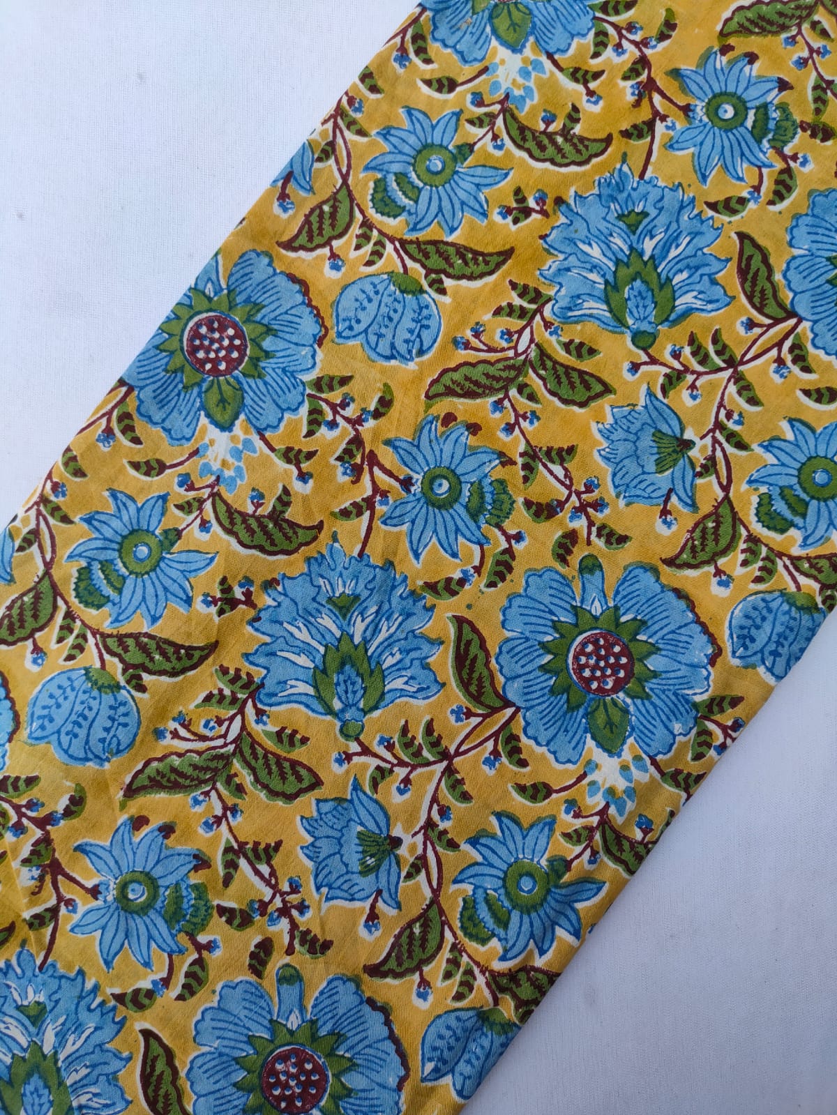 Jaipuri Hand Block Printed Pure Cotton Fabric In Running Length - JBRS539