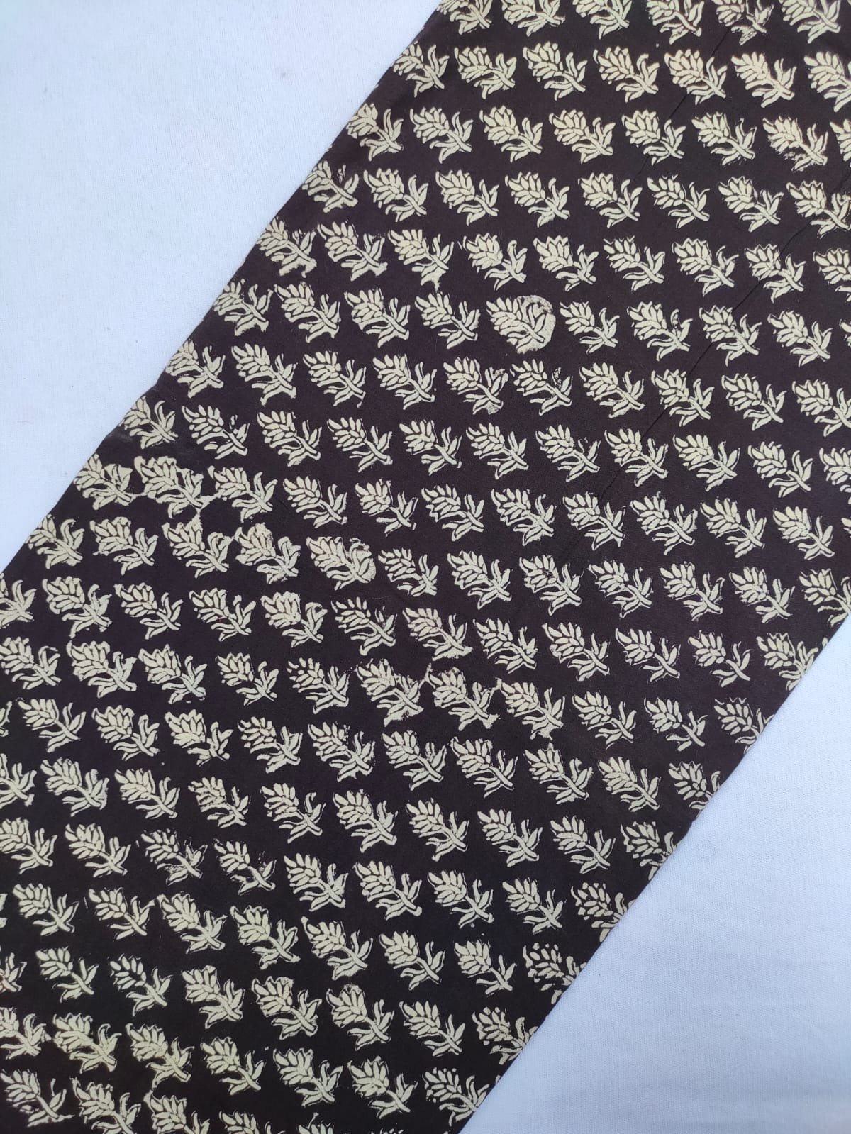 Jaipuri Hand Block Printed Pure Cotton Fabric In Running Length - JBRS504
